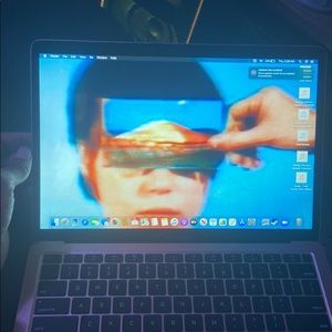 MacBook pro air 2020 version